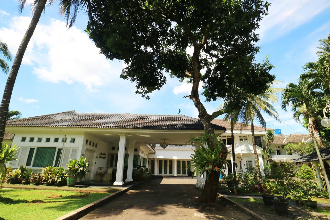 Villa Sri Manganti Jakarta Ngoại thất bức ảnh